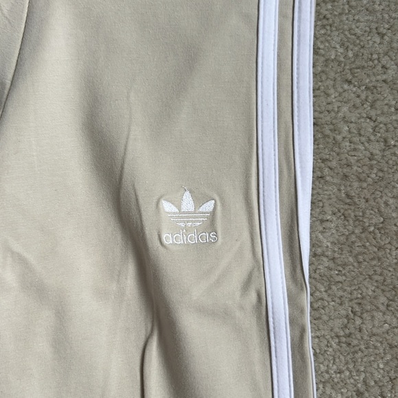 Adidas leggings - Picture 2 of 4